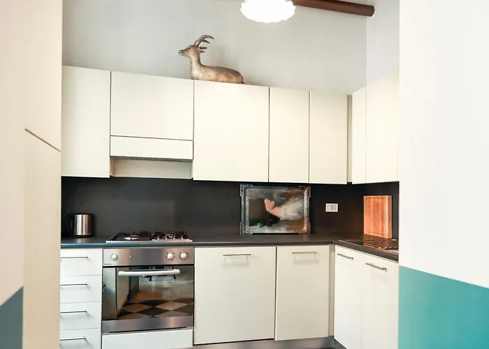 Charming In Monti, Steps To Colosseum Apartment